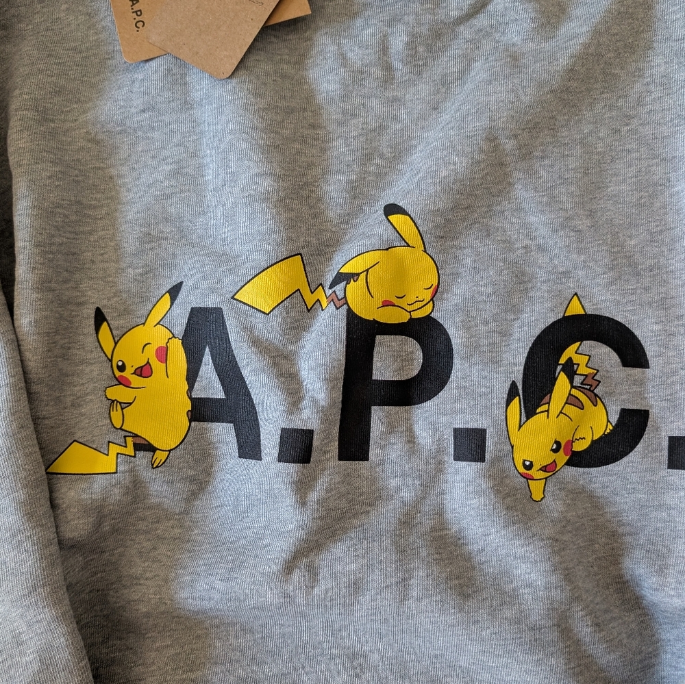 NWT A.P.C. Gray Crewneck Sweater with Pikachu Design - Picture 7 of 7
